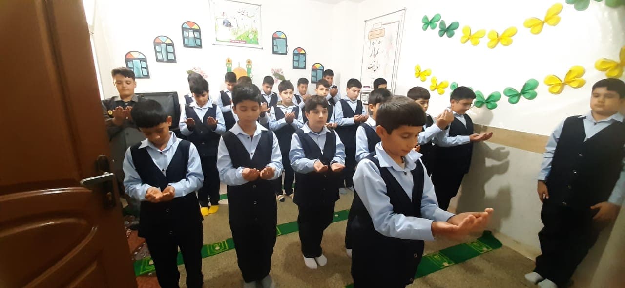 پیش دبستان و دبستان راستان